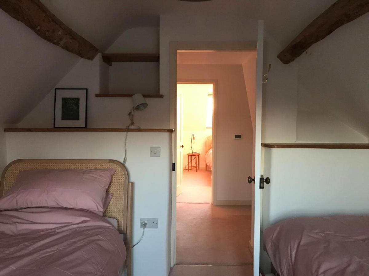High Cogges Farm Holiday Cottages Witney Esterno foto